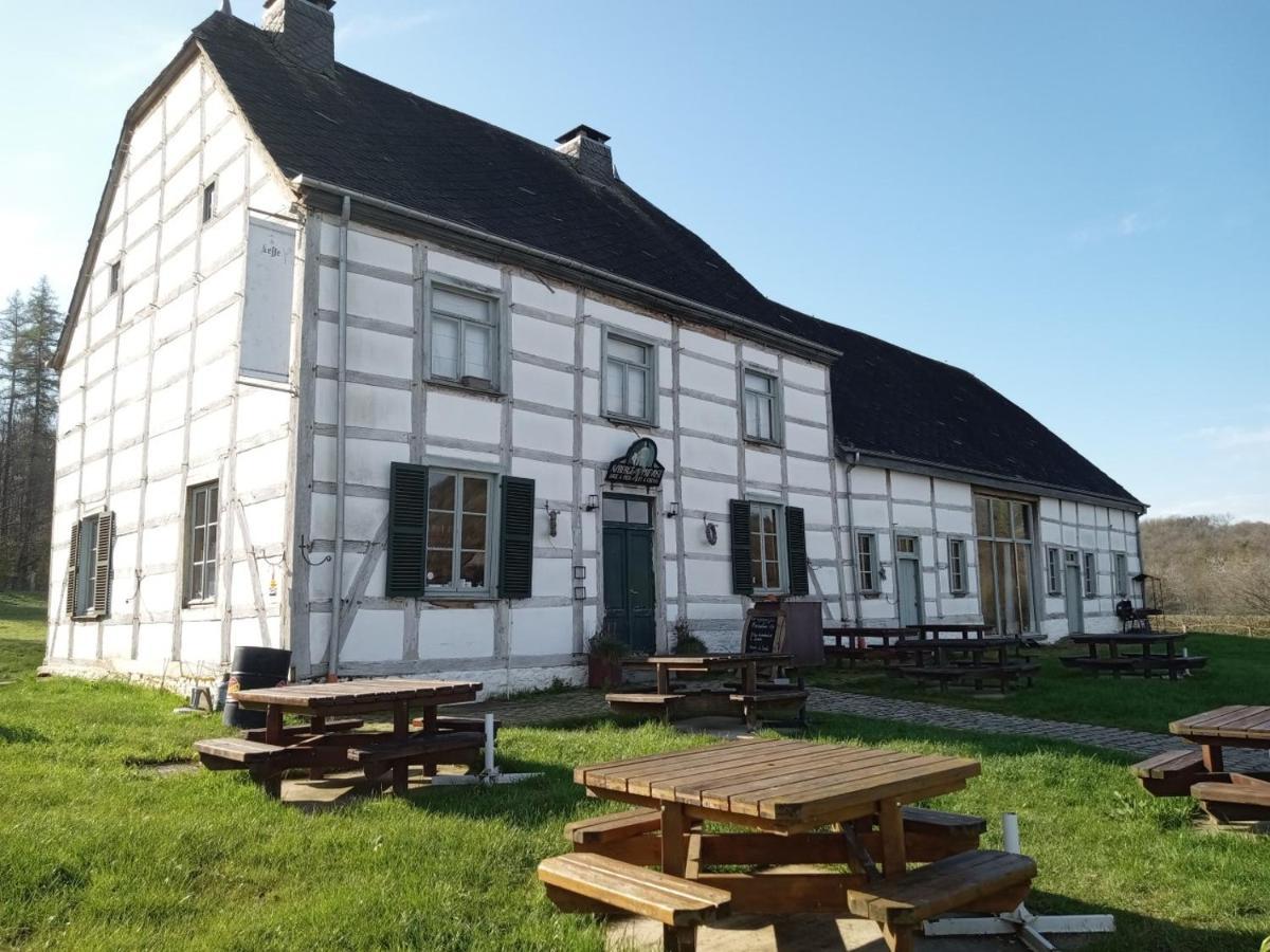 Bed and Breakfast Le Vieux Noyer Насонь Экстерьер фото